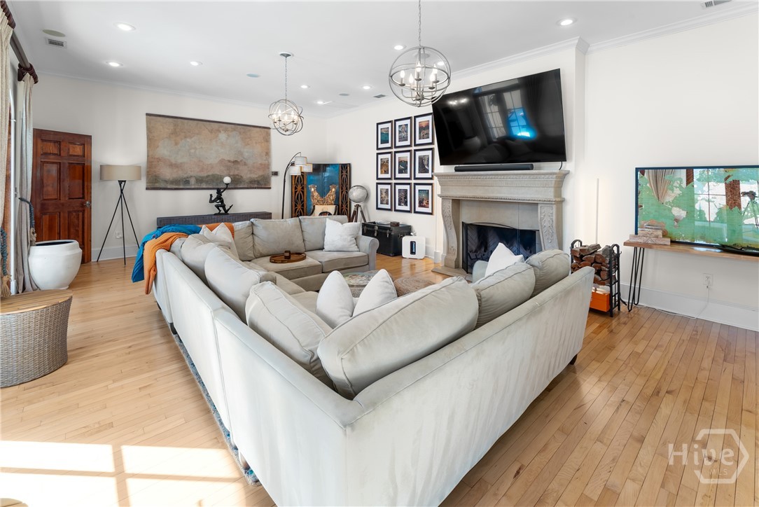 529 East 44th Street Savannah, GA 31405 - Photo 23 of 73