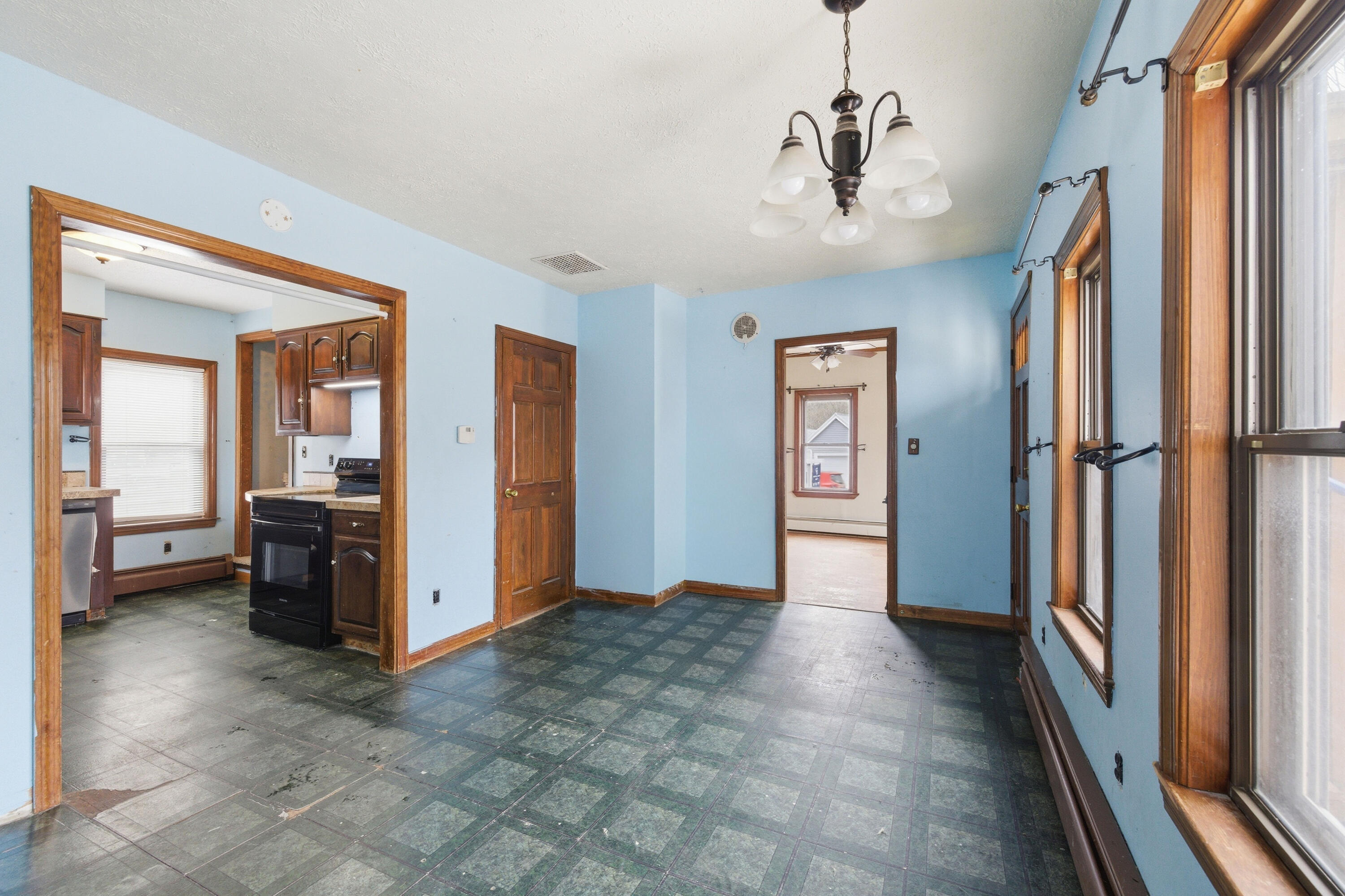 311 Main Street Springvale, ME 04083 - Photo 13 of 20