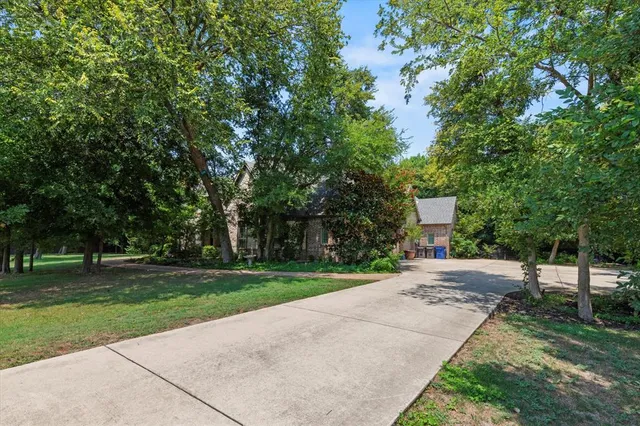 $1,300,000 | 2701 Wolf Creek Drive, Lucas, TX 75002