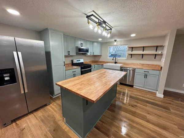 $225,000 | 8540 West Delphi Pike, Converse, IN 46919