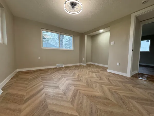 $225,000 | 8540 West Delphi Pike, Converse, IN 46919