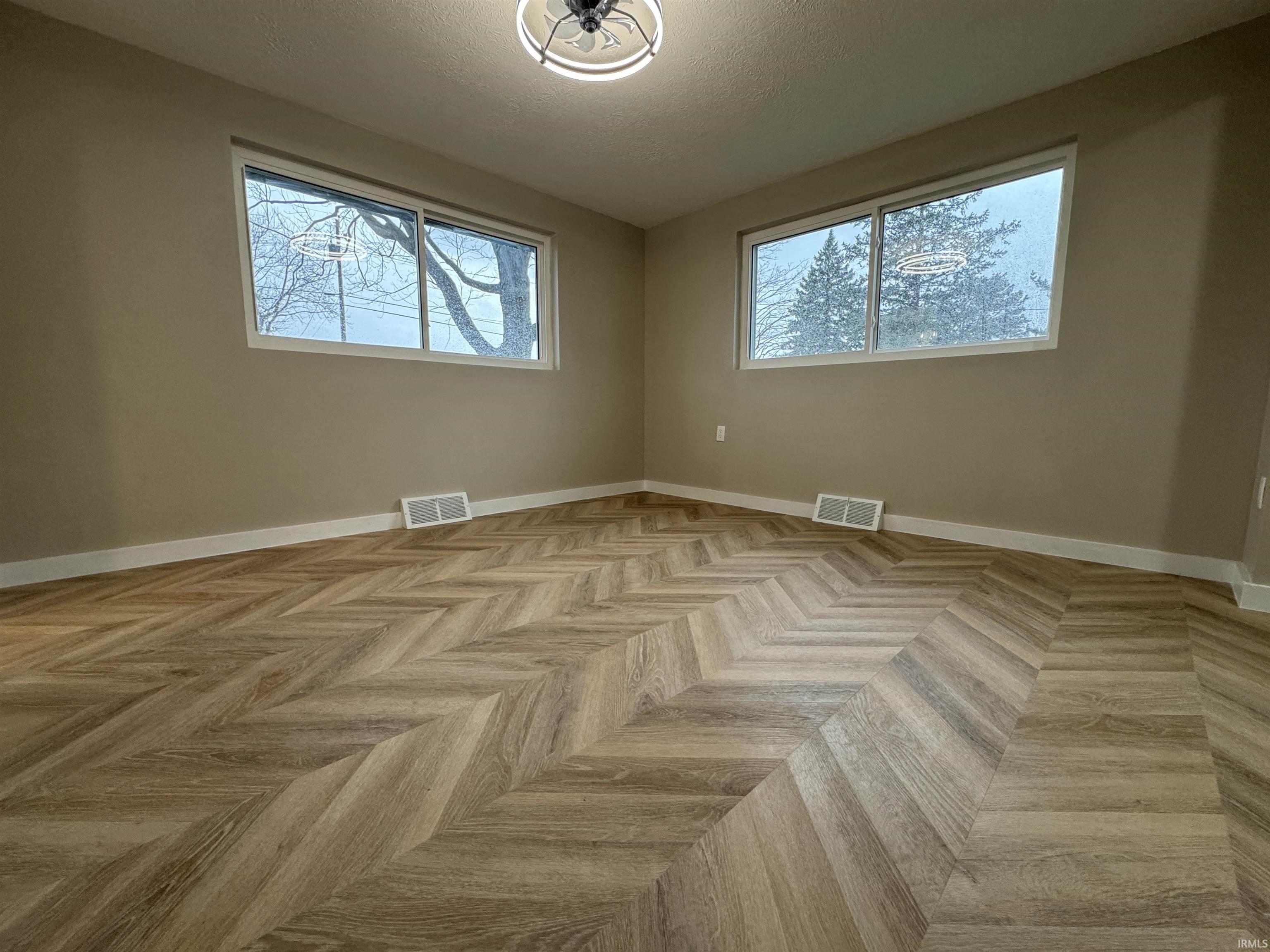 8540 West Delphi Pike Converse, IN 46919 - Photo 22 of 35