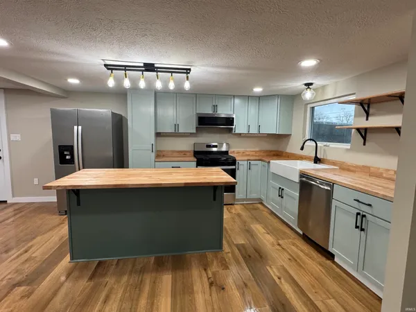 $225,000 | 8540 West Delphi Pike, Converse, IN 46919