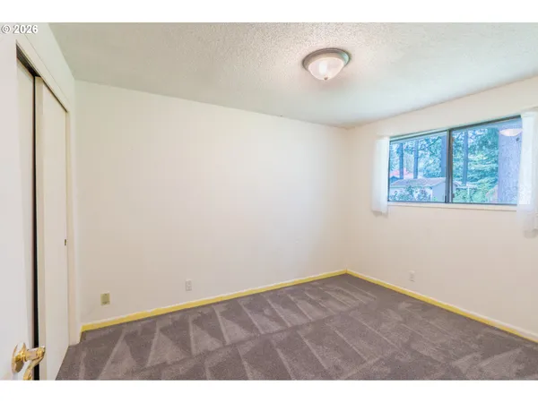 $350,000 | 433 North 14th Street, Lyons, OR 97358