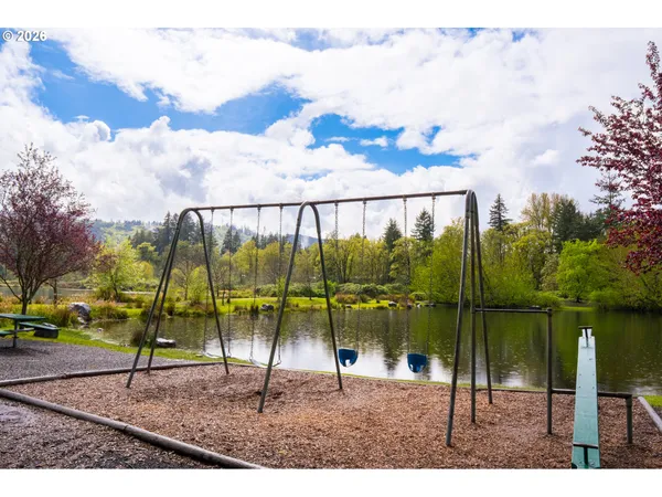 $350,000 | 433 North 14th Street, Lyons, OR 97358