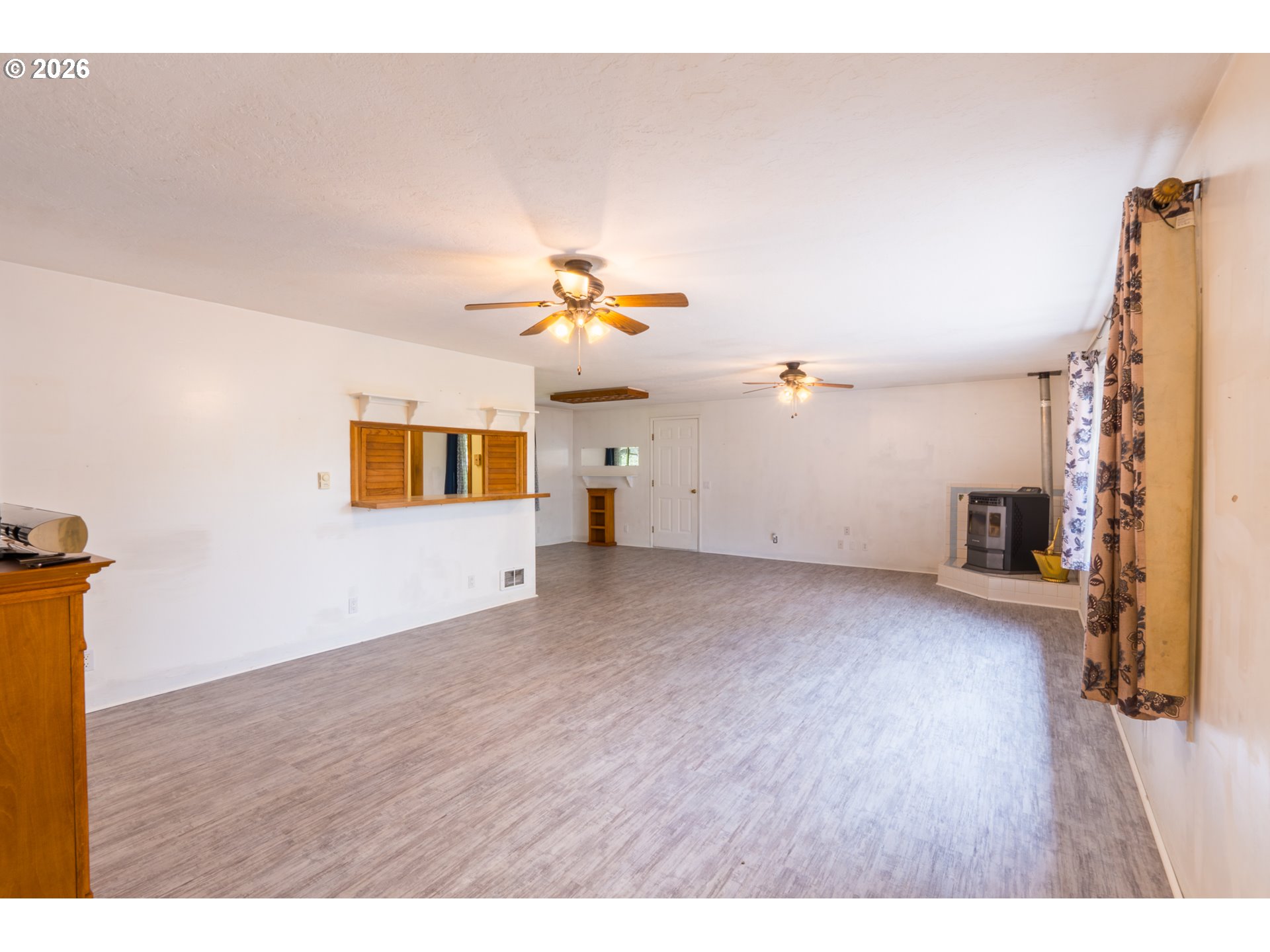 433 North 14th Street Lyons, OR 97358 - Photo 4 of 34