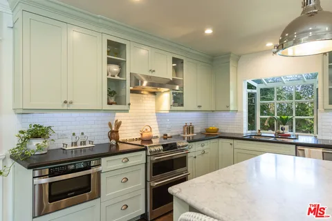 $1,350,000 | 21245 Lopez Street, Woodland Hills, CA 91364