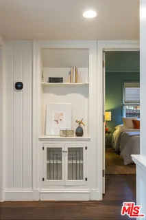 $1,350,000 | 21245 Lopez Street, Woodland Hills, CA 91364