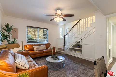 $1,350,000 | 21245 Lopez Street, Woodland Hills, CA 91364