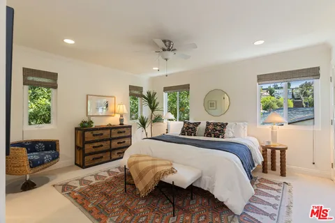 $1,350,000 | 21245 Lopez Street, Woodland Hills, CA 91364