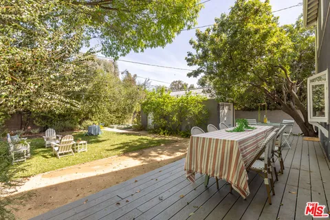 $1,350,000 | 21245 Lopez Street, Woodland Hills, CA 91364