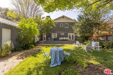$1,350,000 | 21245 Lopez Street, Woodland Hills, CA 91364