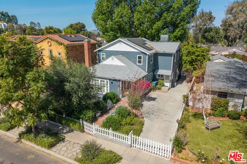 $1,350,000 | 21245 Lopez Street, Woodland Hills, CA 91364