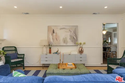 $1,350,000 | 21245 Lopez Street, Woodland Hills, CA 91364