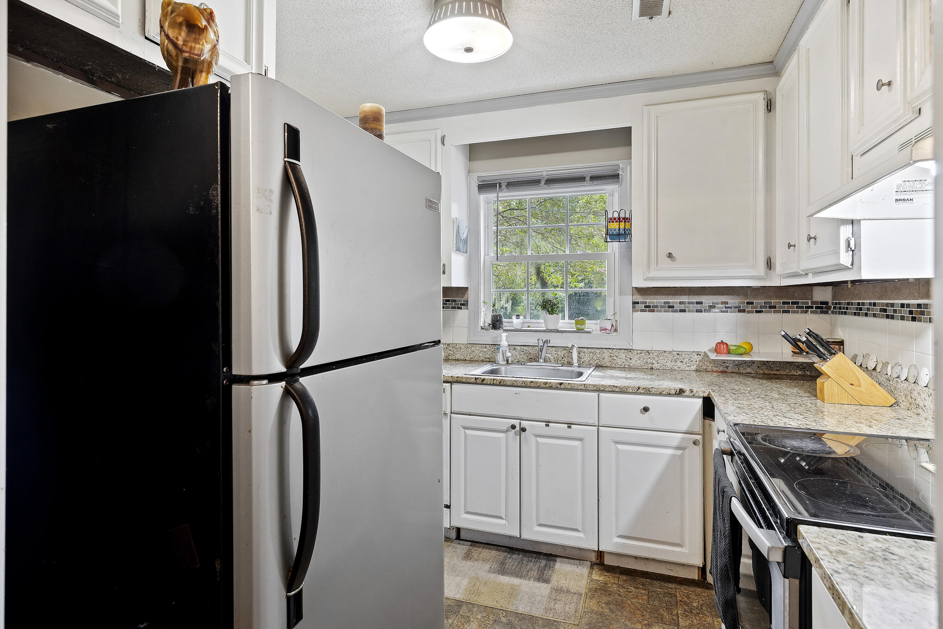 745 Williamson Drive Mount Pleasant, SC 29464 - Photo 5 of 30 4L1A3086