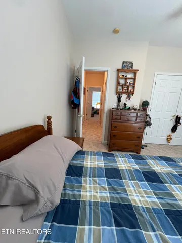 $589,900 | 412 Amberland Lane, Maryville, TN 37804