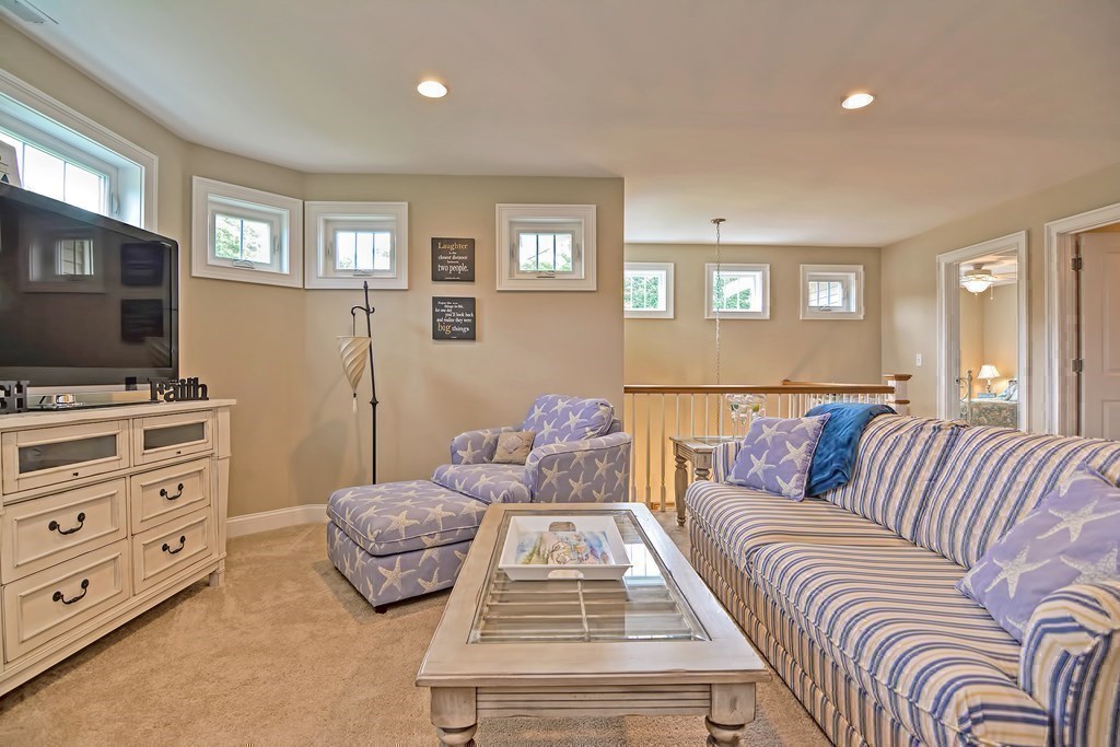 14 Kennedy Road, Unit B Gloucester, MA 01930 - Photo 27 of 34 Gallery Image 27