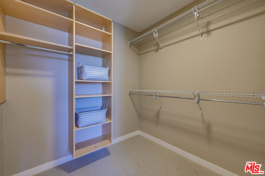 310 Washington Boulevard, Unit 802 Marina del Rey, CA 90292 - Photo 17 of 43 a view of an empty walk in closet