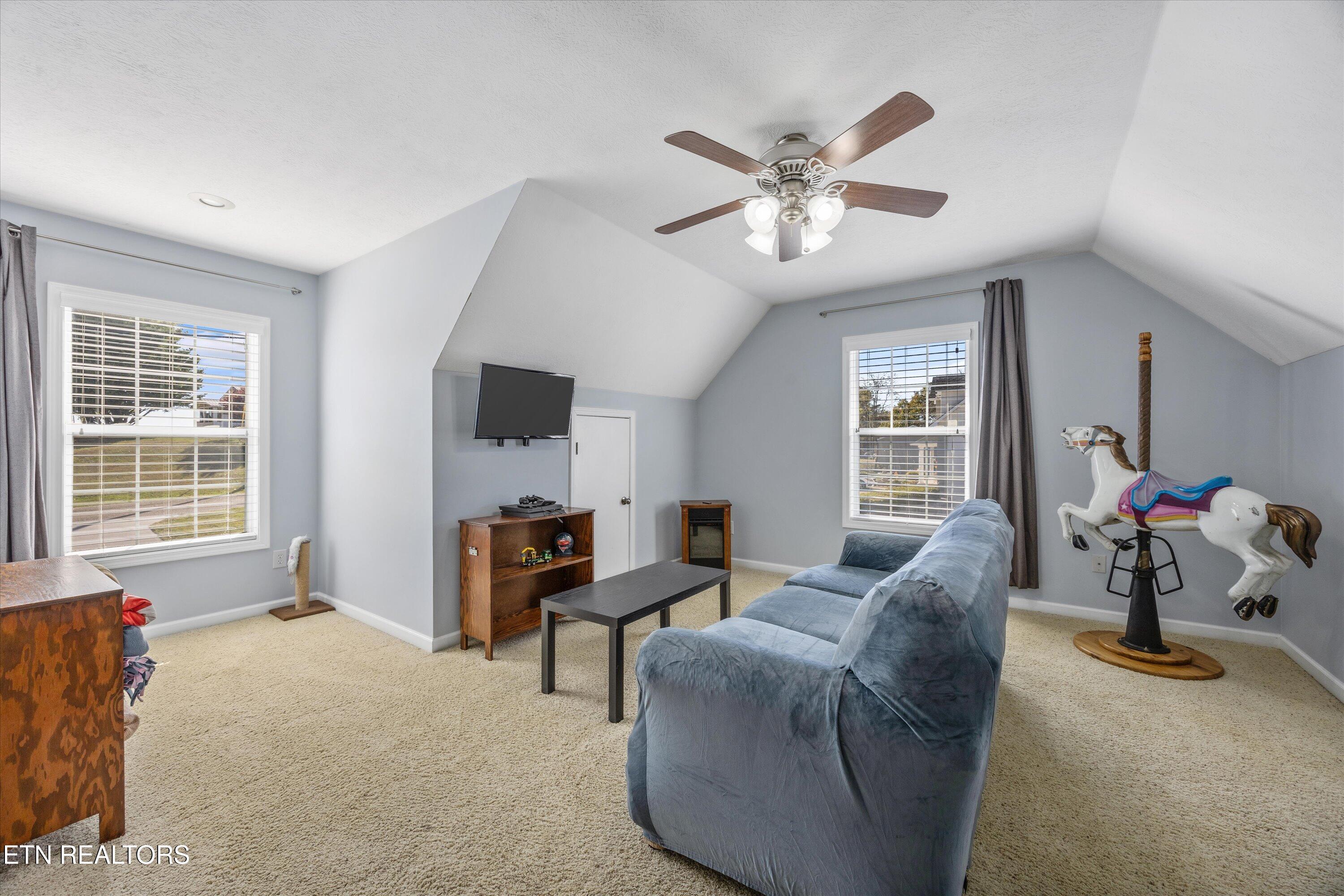 6213 Ridgeview Road Knoxville, TN 37918 - Photo 19 of 34 21-6213 Ridgeview Rd 26