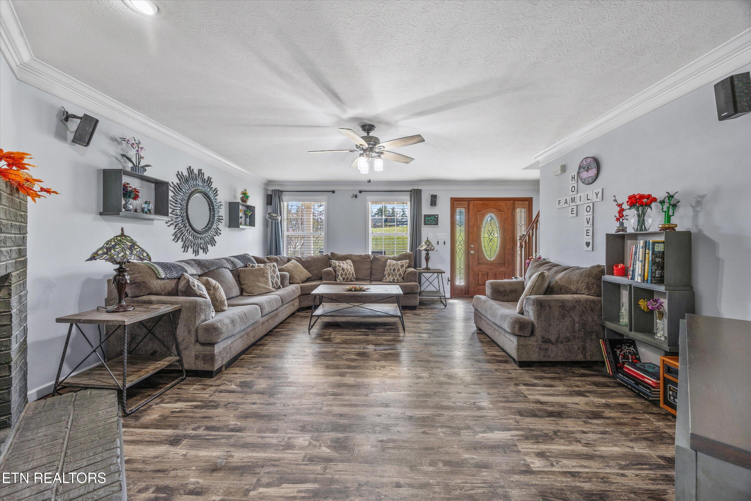 6213 Ridgeview Road Knoxville, TN 37918 - Photo 2 of 34 06-6213 Ridgeview Rd 11