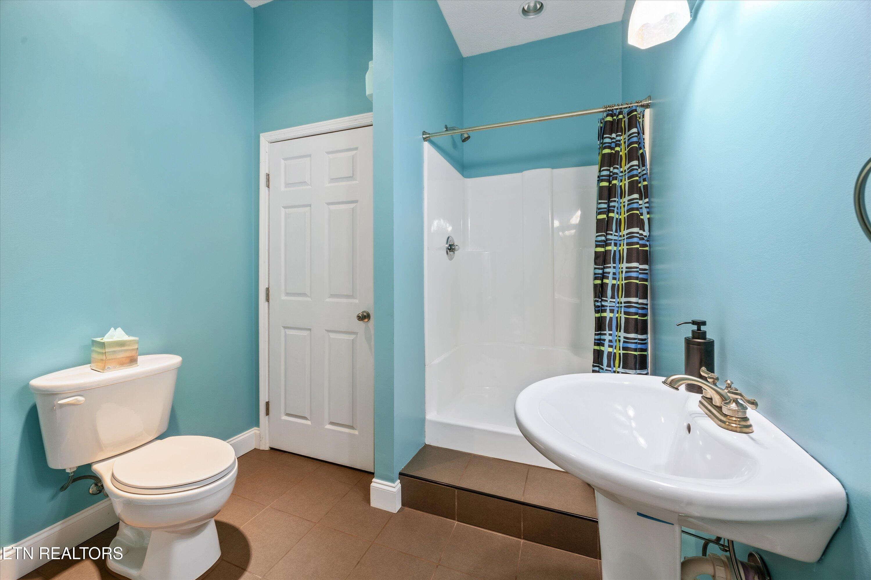 6213 Ridgeview Road Knoxville, TN 37918 - Photo 24 of 34 22-6213 Ridgeview Rd 27