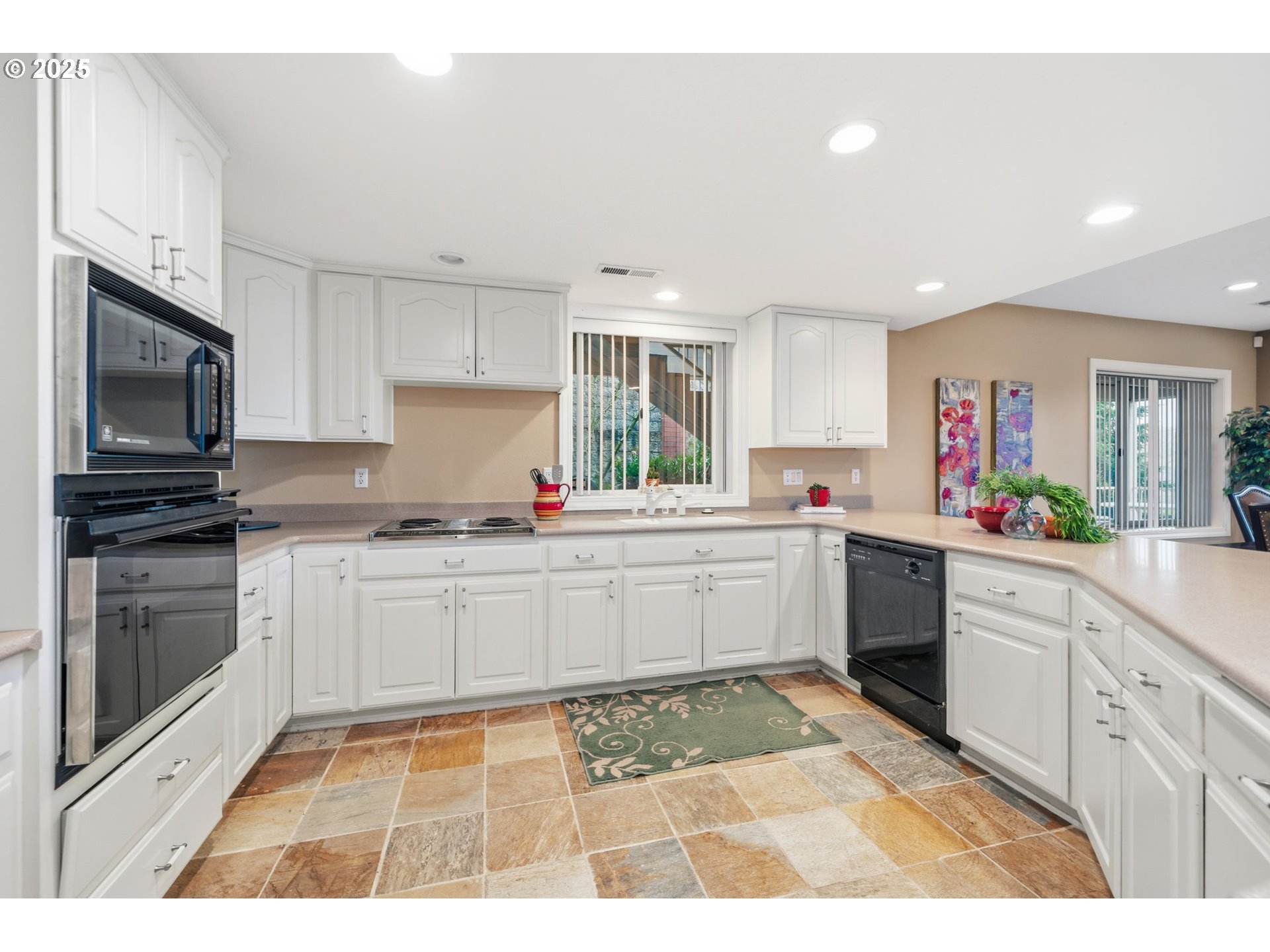 8212 Northwest Fruit Valley Road, Unit A Vancouver, WA 98665 - Photo 29 of 48