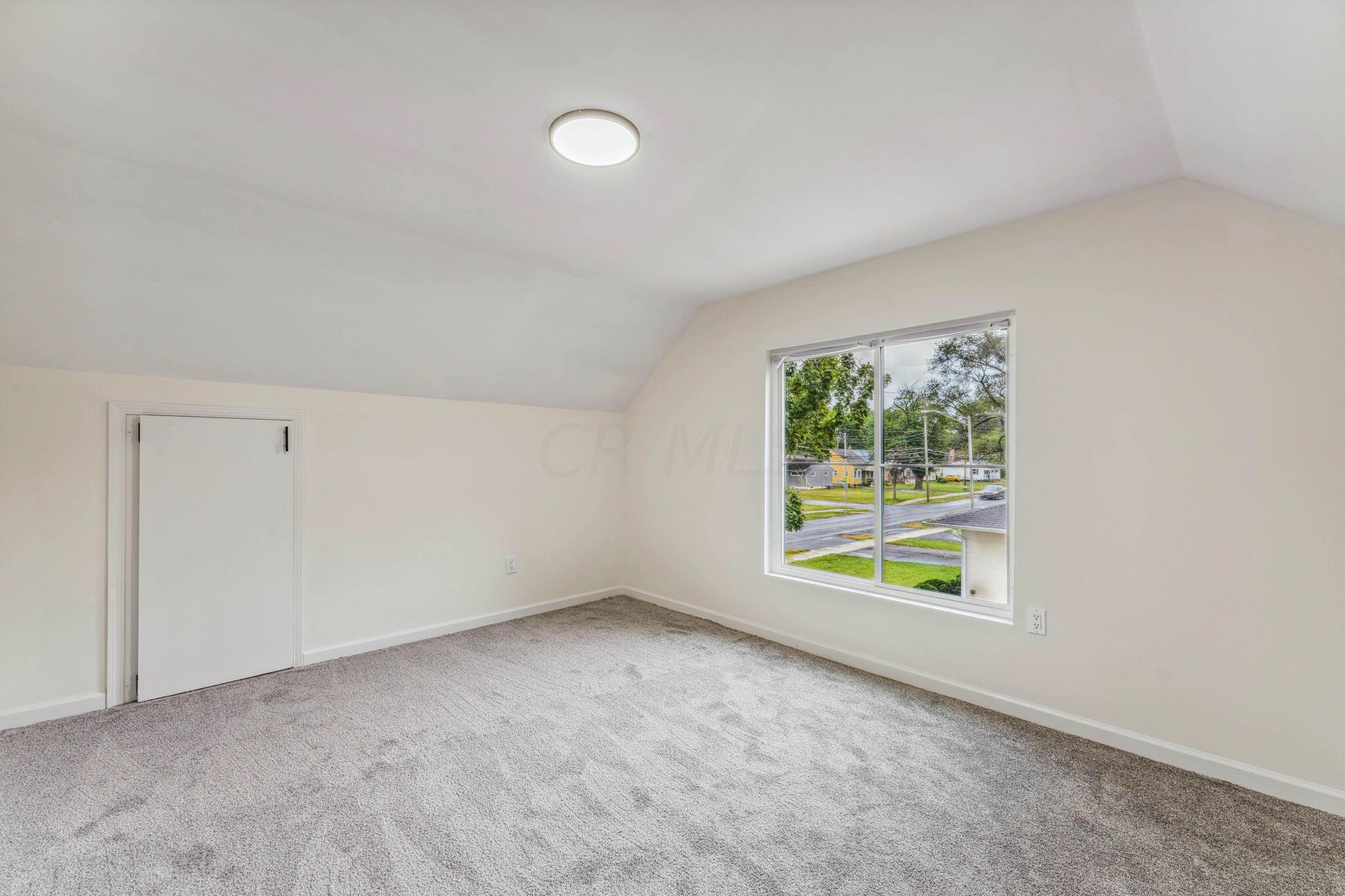 1177 Smith Road Columbus, OH 43207 - Photo 23 of 44 38-web-or-mls-1177-smith-rd