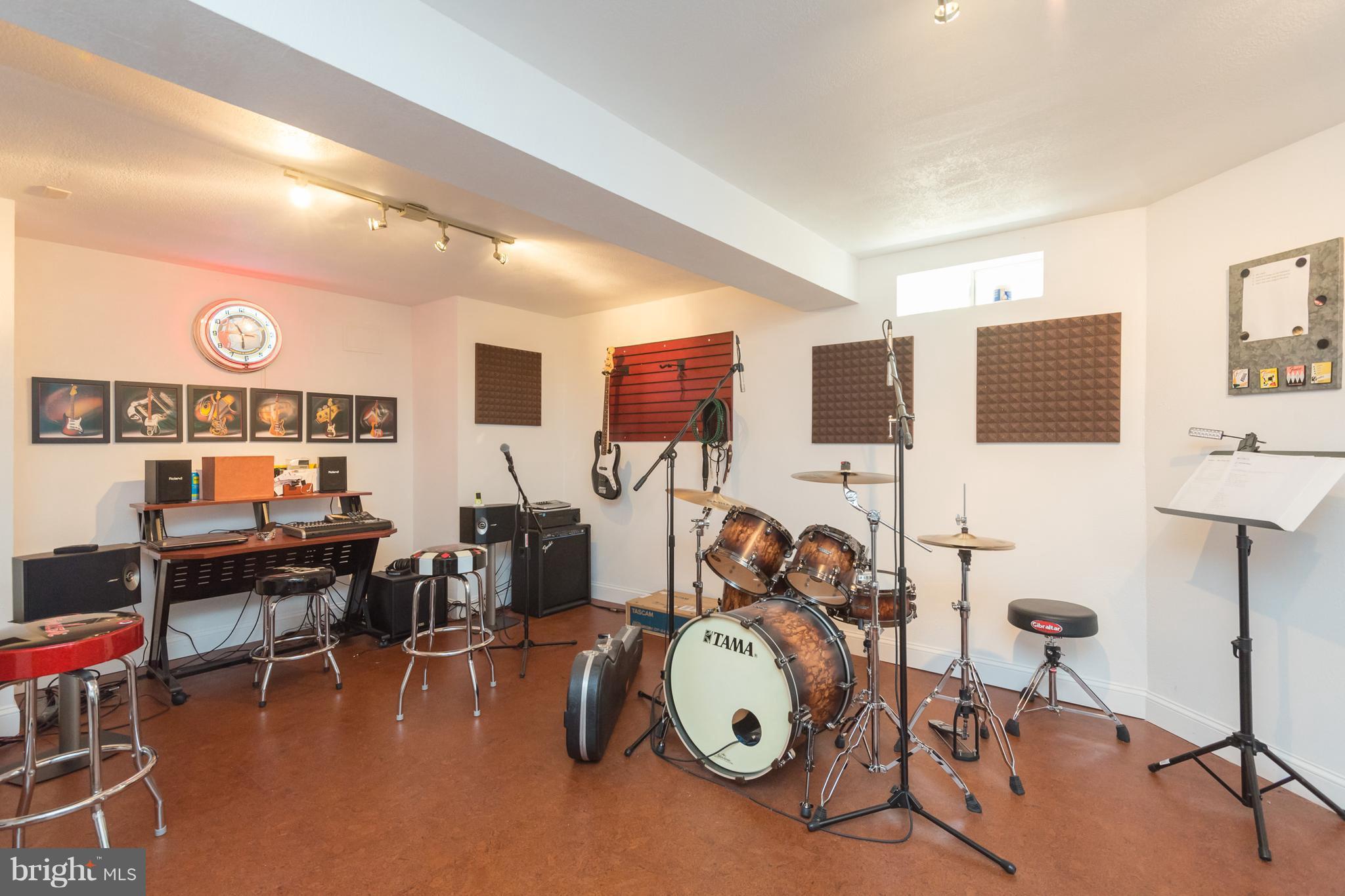 545 Coover Road Annapolis, MD 21401 - Photo 24 of 29 A Musician's Dream - sound proof room