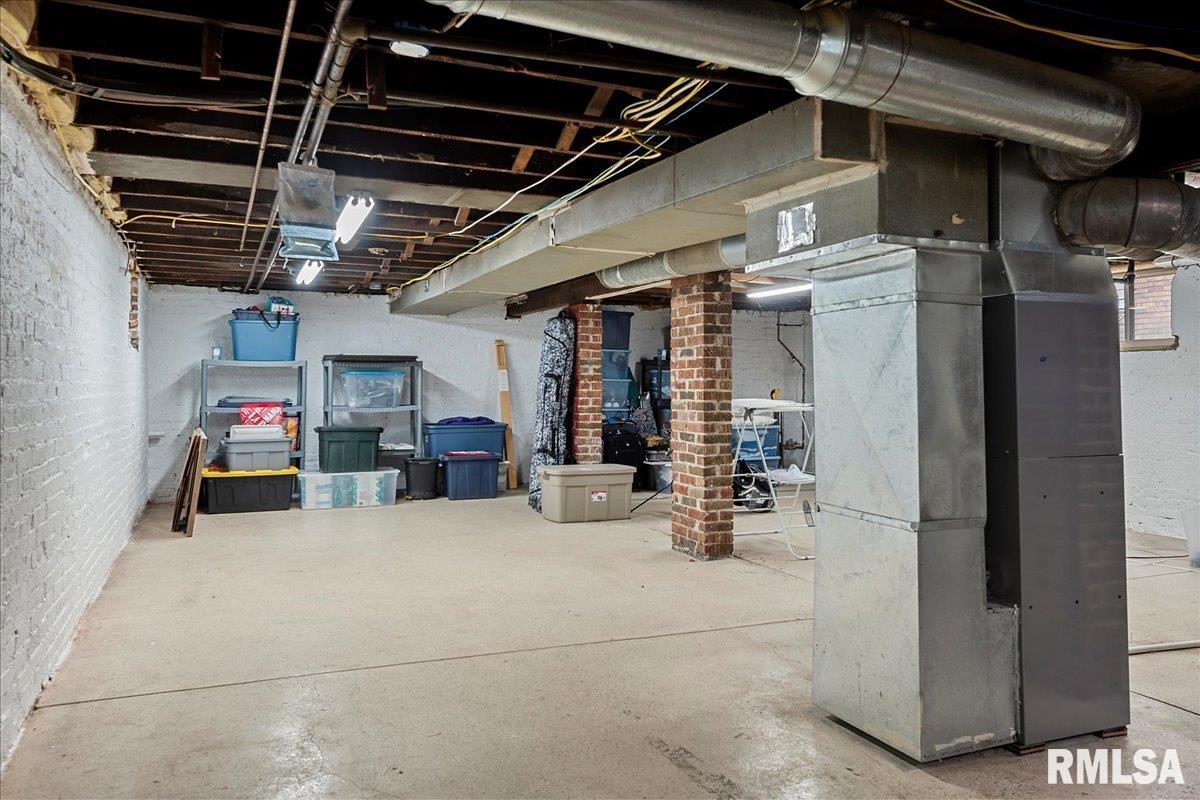 925 South Walnut Street Springfield, IL 62704 - Photo 25 of 32