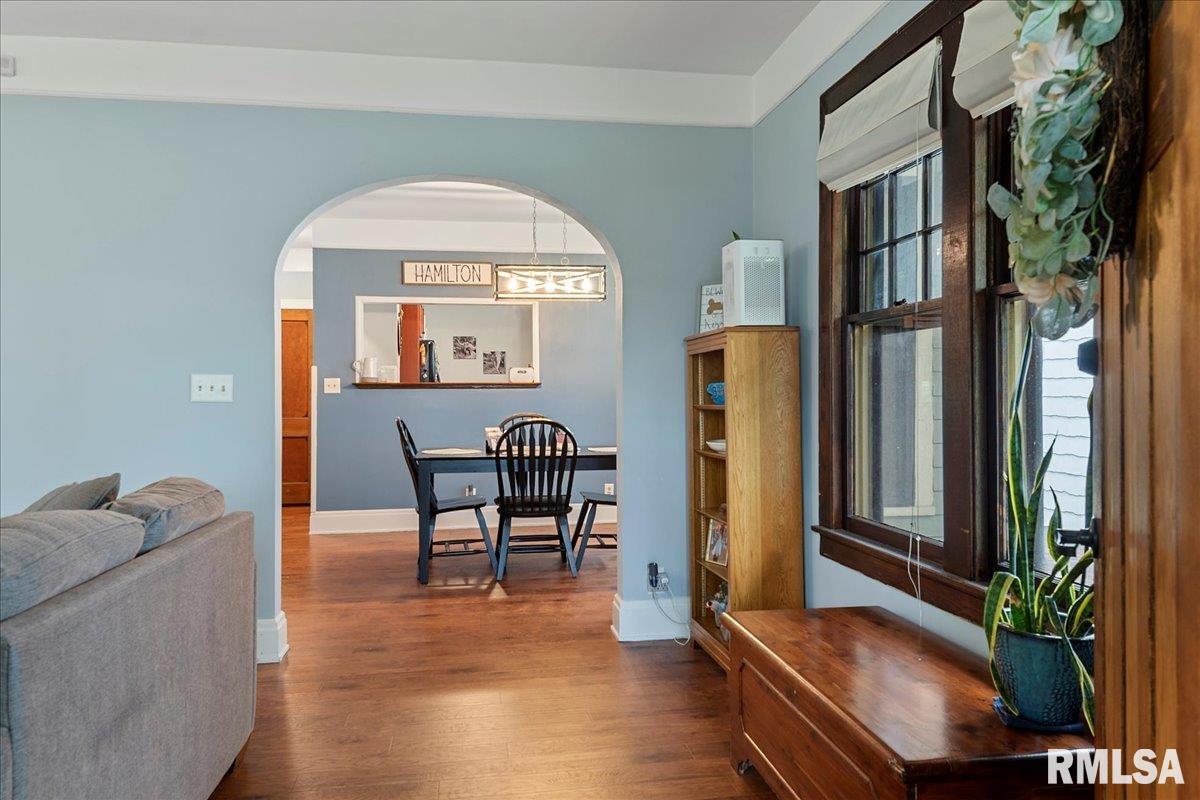 925 South Walnut Street Springfield, IL 62704 - Photo 5 of 32