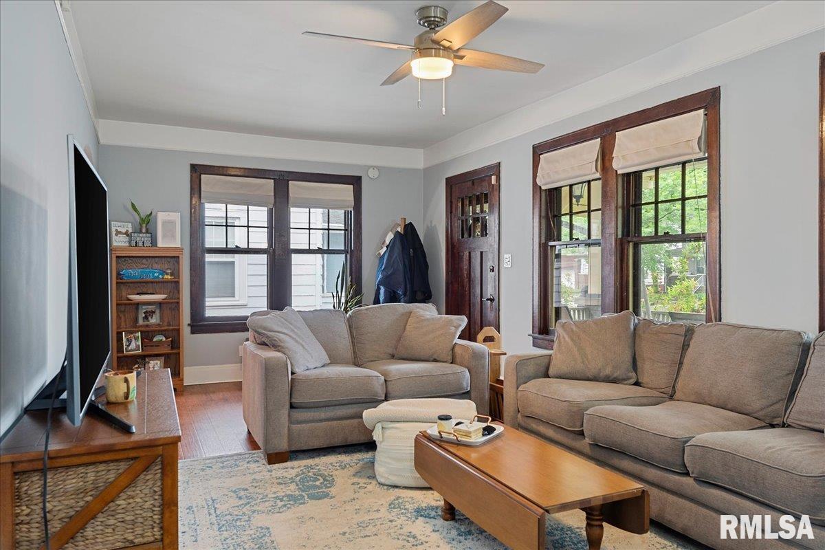 925 South Walnut Street Springfield, IL 62704 - Photo 8 of 32