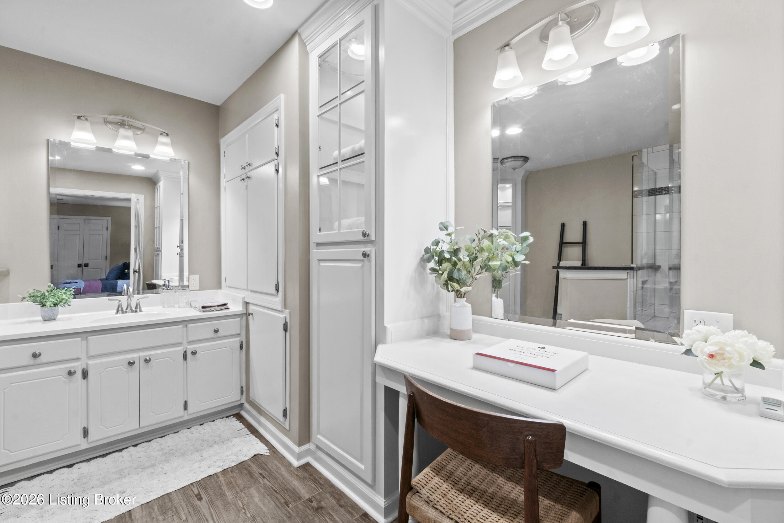 6217 Innes Trace Road Louisville, KY 40222 - Photo 29 of 64 primary bathroom