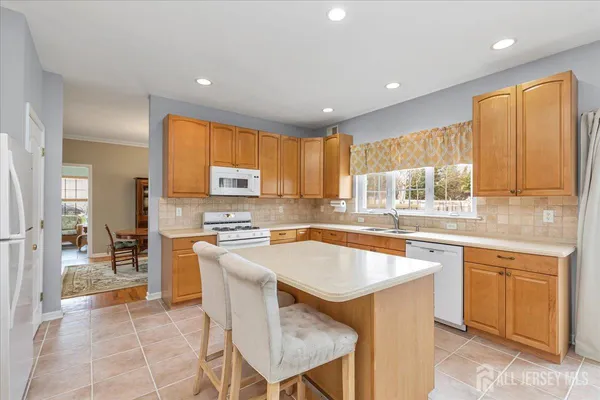 $1,199,000 | 2 Nicole Drive, Somerset, NJ 08873