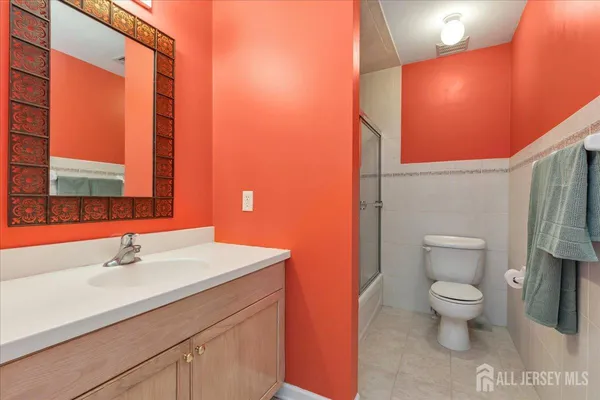 $1,199,000 | 2 Nicole Drive, Somerset, NJ 08873