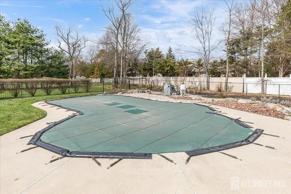 $1,199,000 | 2 Nicole Drive, Somerset, NJ 08873