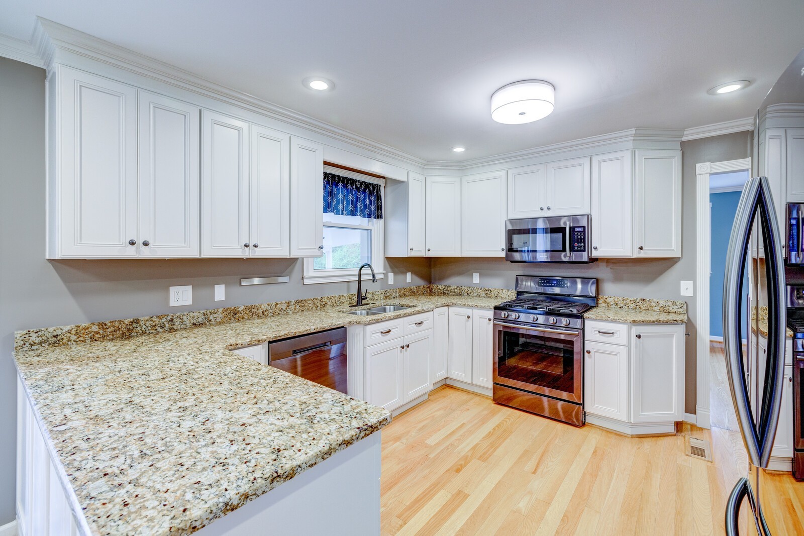 5075 Kittrell Road Nashville, TN 37221 - Photo 33 of 48 The recently renovated kitchen includes granite, SS appliances and gas stove