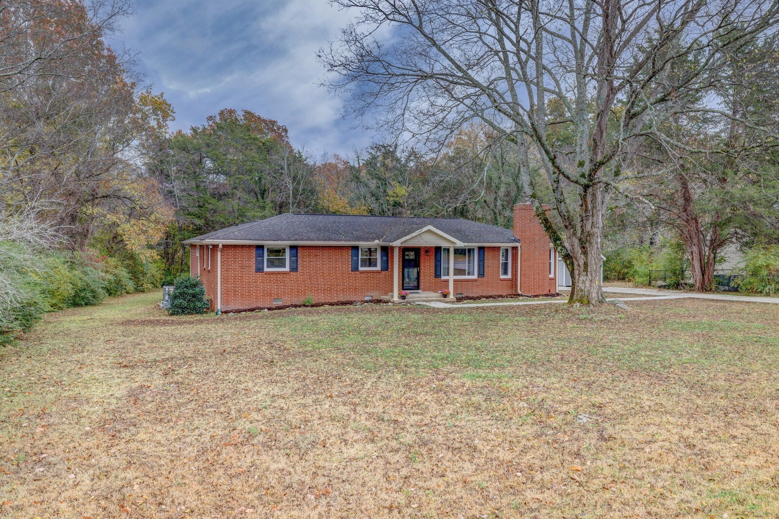 5075 Kittrell Road Nashville, TN 37221 - Photo 5 of 48 Mature trees and landscaping adorn the property
