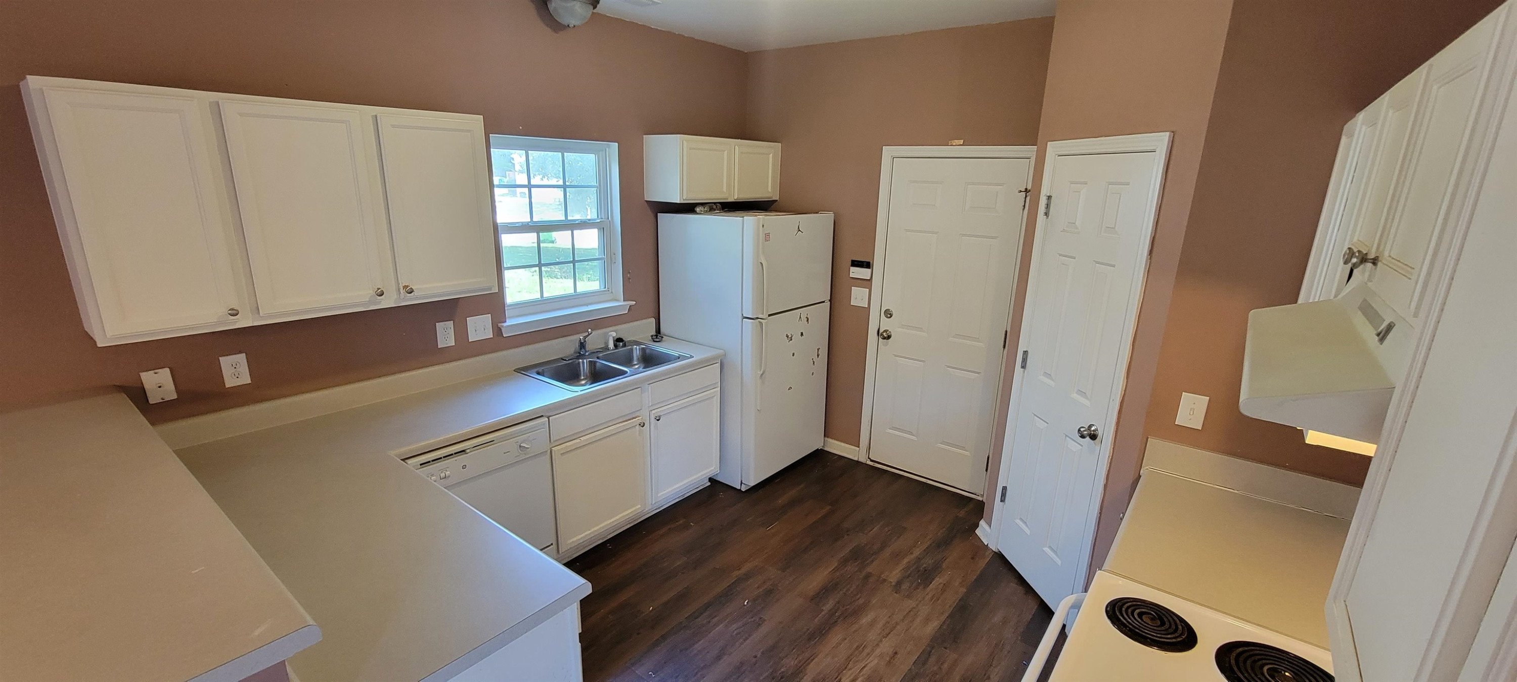 3120 Rendezvous Drive Raleigh, NC 27610 - Photo 3 of 15 Kitchen