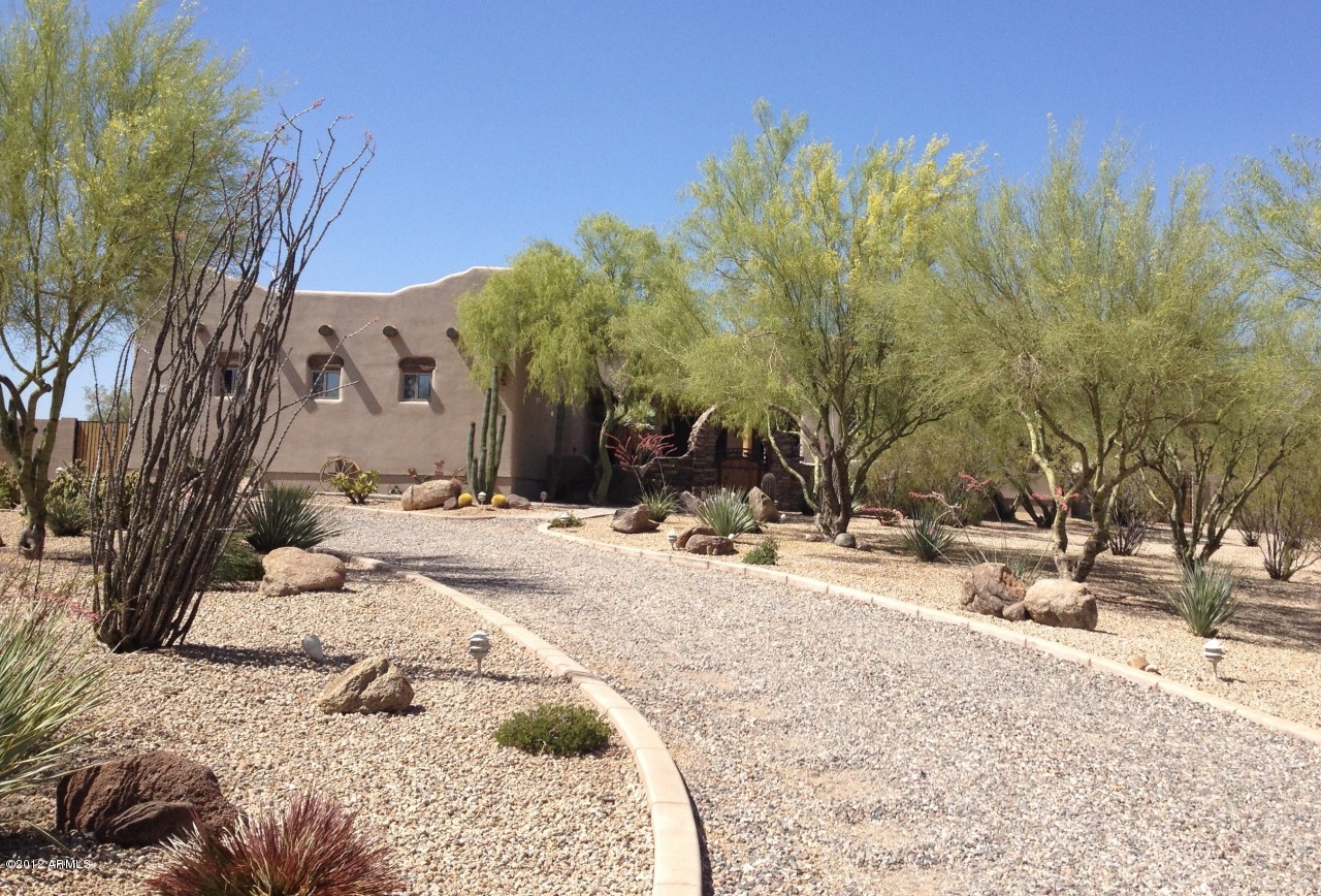 1622 East Dolores Road Phoenix, AZ 85086 - Photo 1 of 31 Front