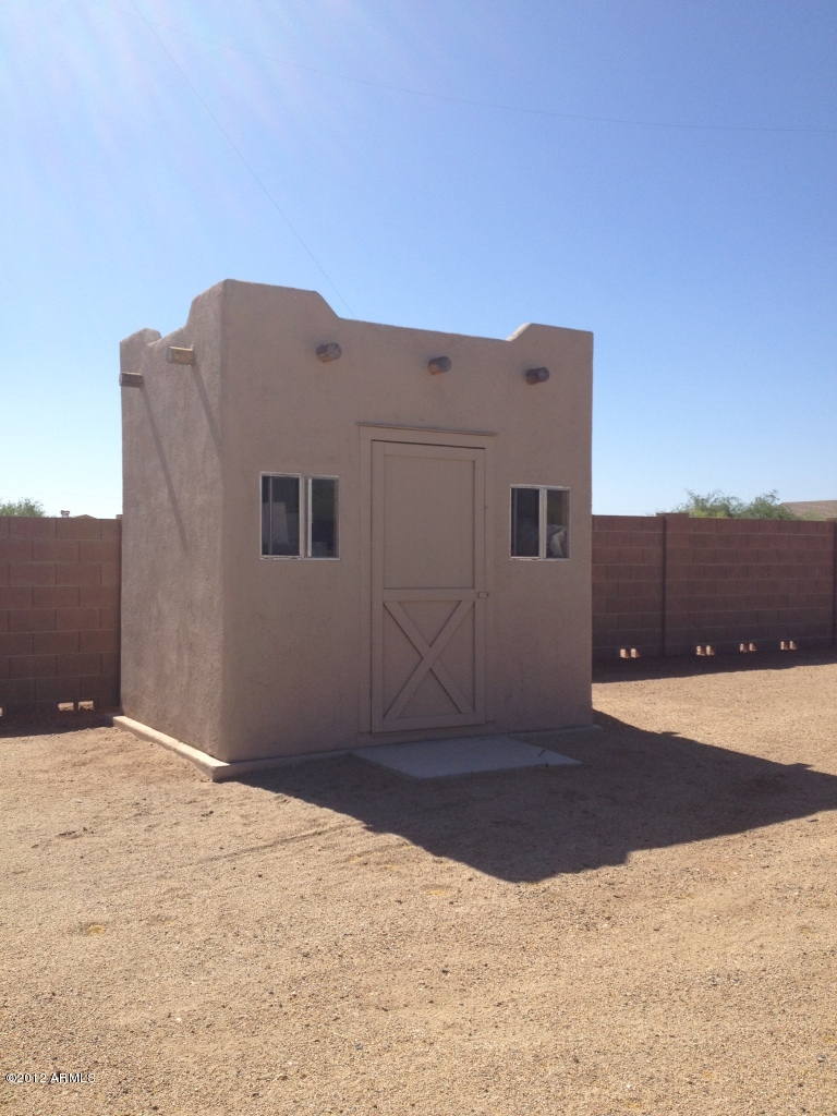 1622 East Dolores Road Phoenix, AZ 85086 - Photo 20 of 31 Storage Shed