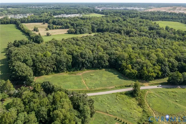 a view of a outdoor space
