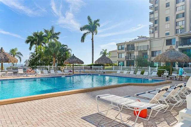 $449,000 | 6322 Palma Del Mar Boulevard South, Unit 209, St. Petersburg, FL 33715