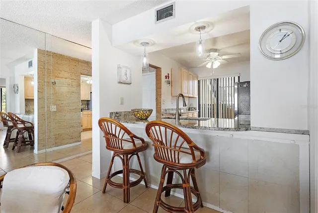 $449,000 | 6322 Palma Del Mar Boulevard South, Unit 209, St. Petersburg, FL 33715