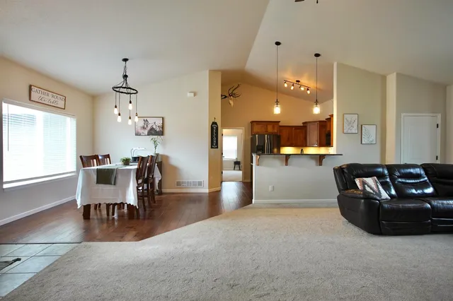 $439,000 | 1910 Zuni Trail, Bar Nunn, WY 82601