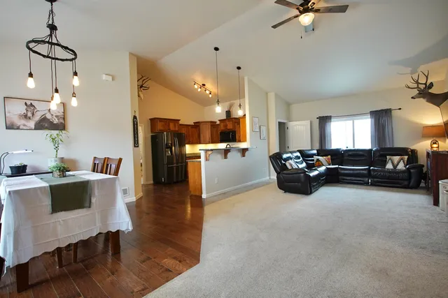 $439,000 | 1910 Zuni Trail, Bar Nunn, WY 82601