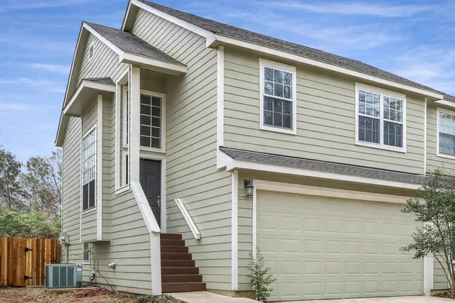 $269,500 | 230 South Walden Elms Circle, The Woodlands, TX 77382