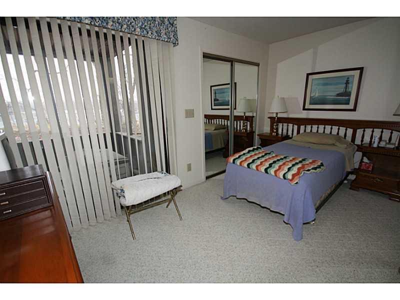 67 Lookout Ridge Drive, Unit 11L Columbus, IN 47201 - Photo 12 of 16 Gallery Image 12