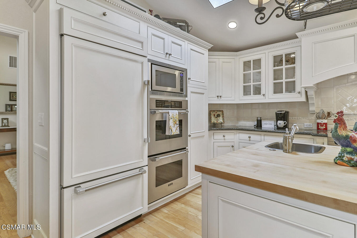 11908 Pradera Road Camarillo, CA 93012 - Photo 16 of 76 eKitchen8