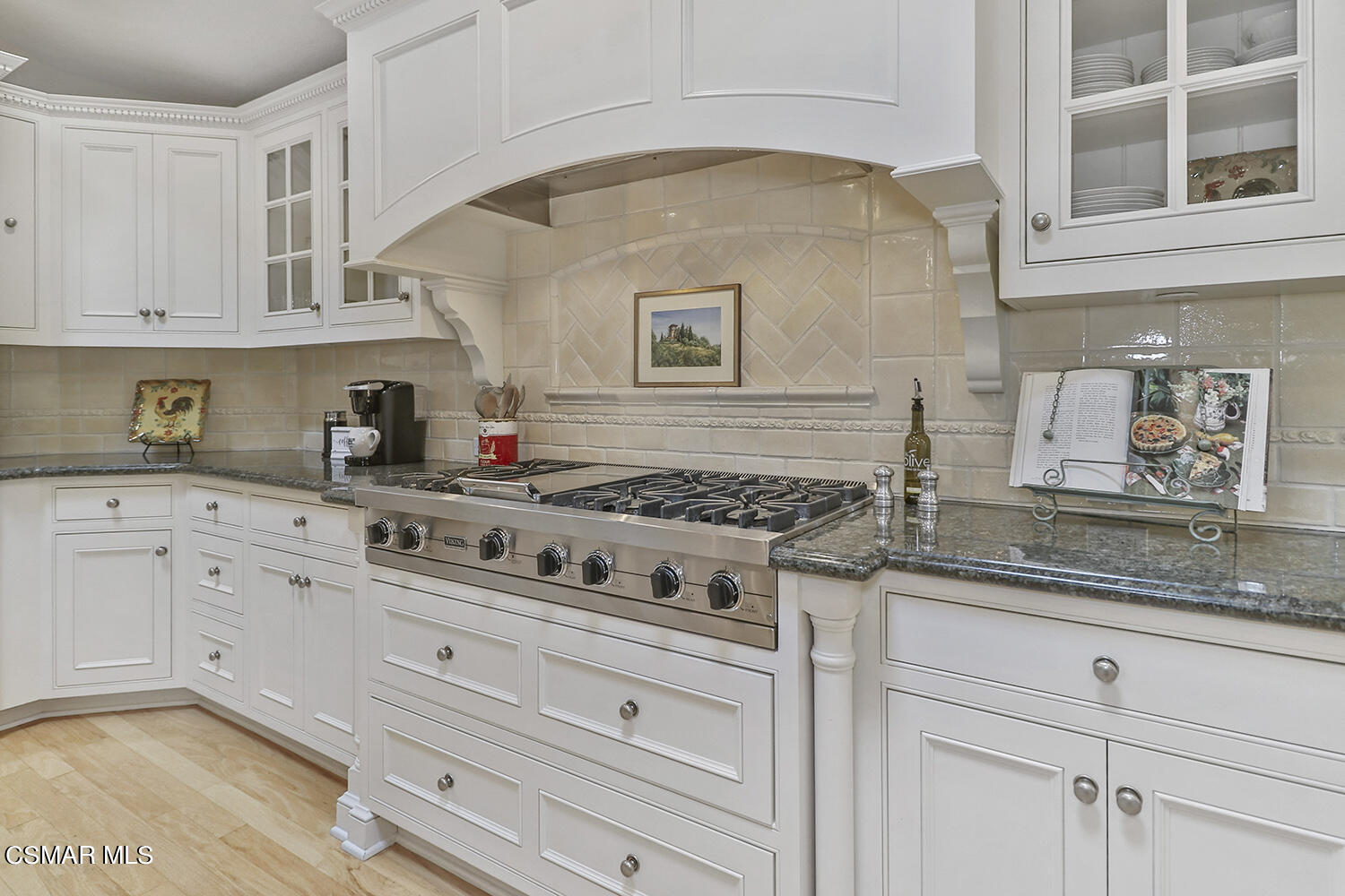 11908 Pradera Road Camarillo, CA 93012 - Photo 17 of 76 eKitchen5