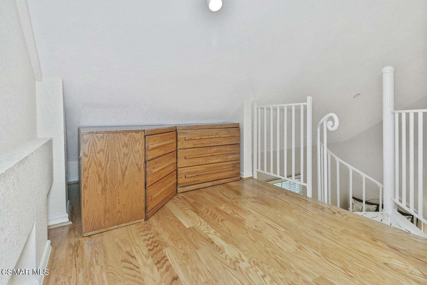 11908 Pradera Road Camarillo, CA 93012 - Photo 52 of 76 mBedroom3 with Loft5